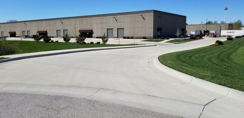 Commercial Driveway Construction - commercial concrete contractors